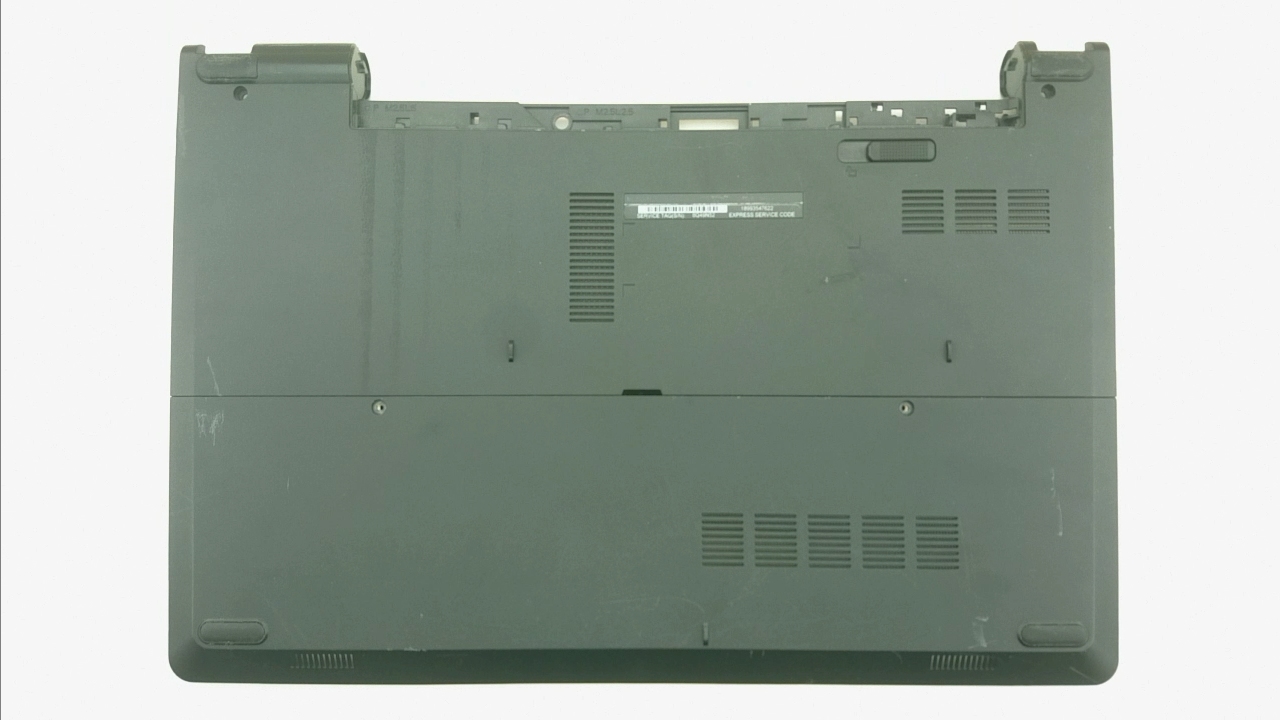 Bottom DELL  INSPIRON 3552